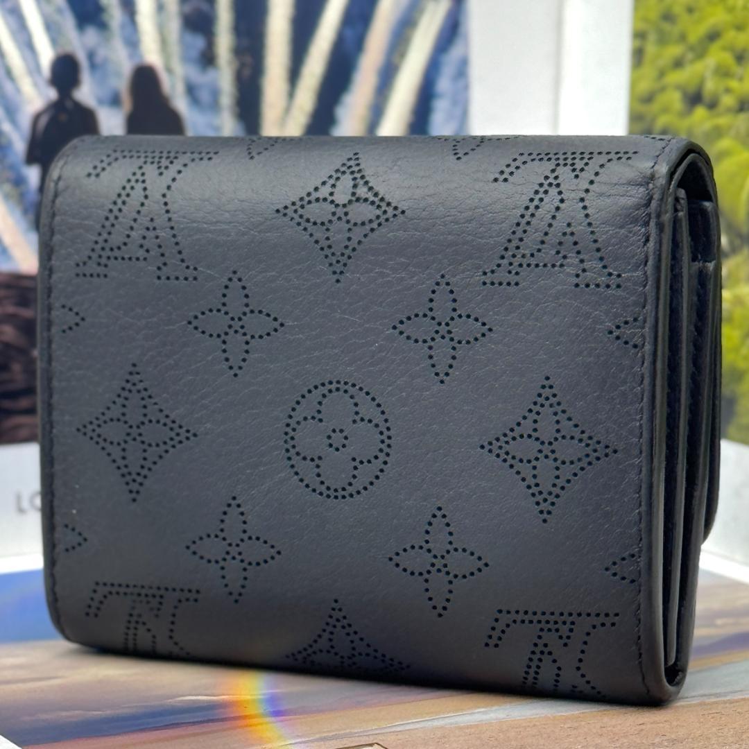 極上 ルイヴィトン マヒナ ポルトフォイユイリス コンパクト 財布 A424