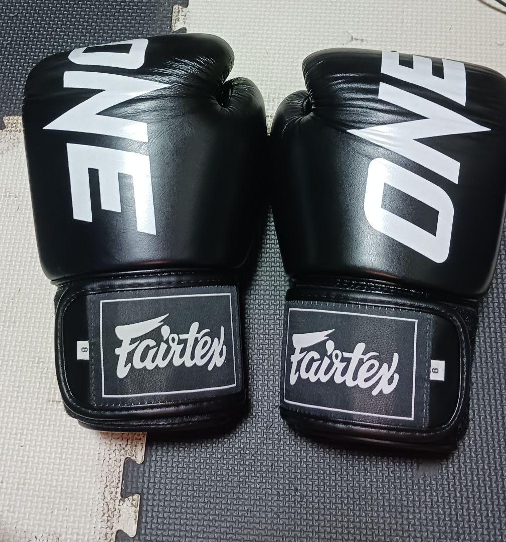 Fairtex ONE ボクシンググローブ