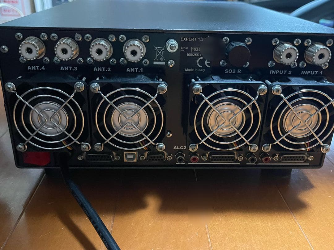 SPE EXPERT 1.3K-FA HF-6mリニアアンプ 動作品