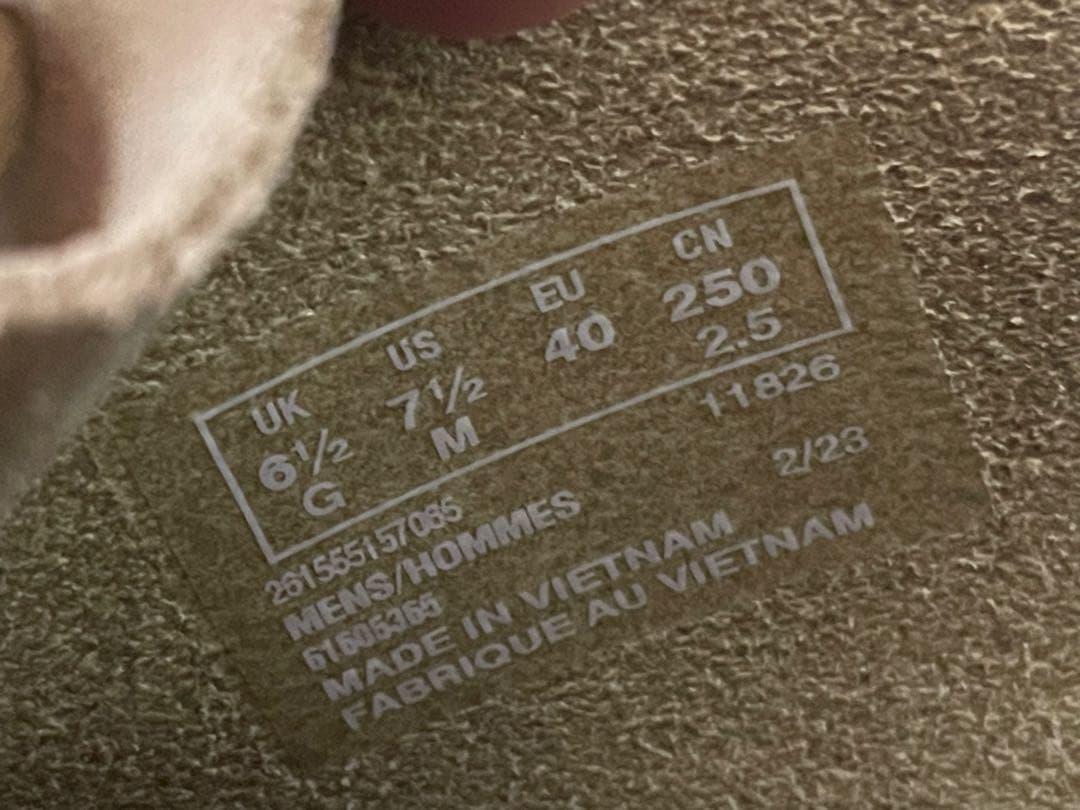 CLARKS ORIGINALS モカシン ベージュ