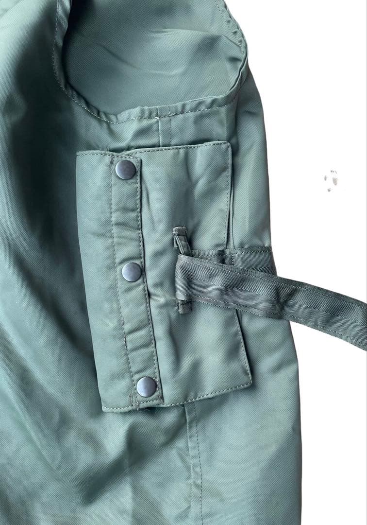 米陸軍航空隊E-1ラジオベストLサイズセージグリーンからー復刻未使用品