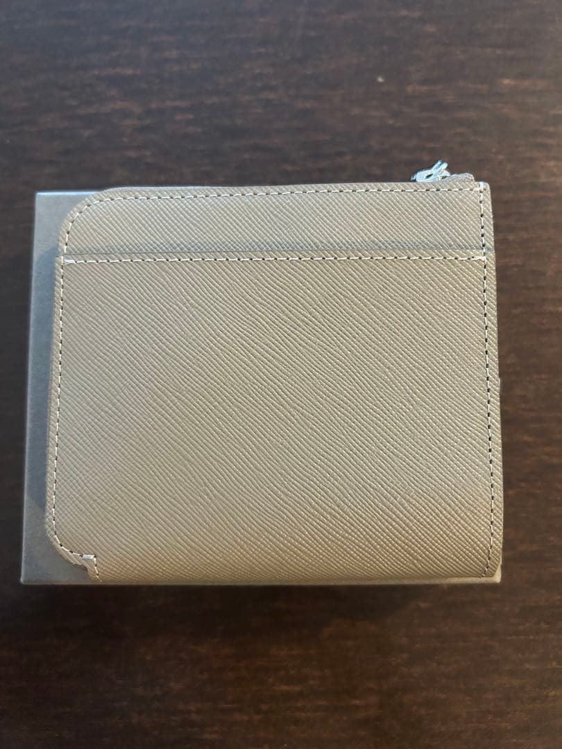 ✨ほぼ新品！超美品✨ATAO チェスサンドベージュ 折り財布