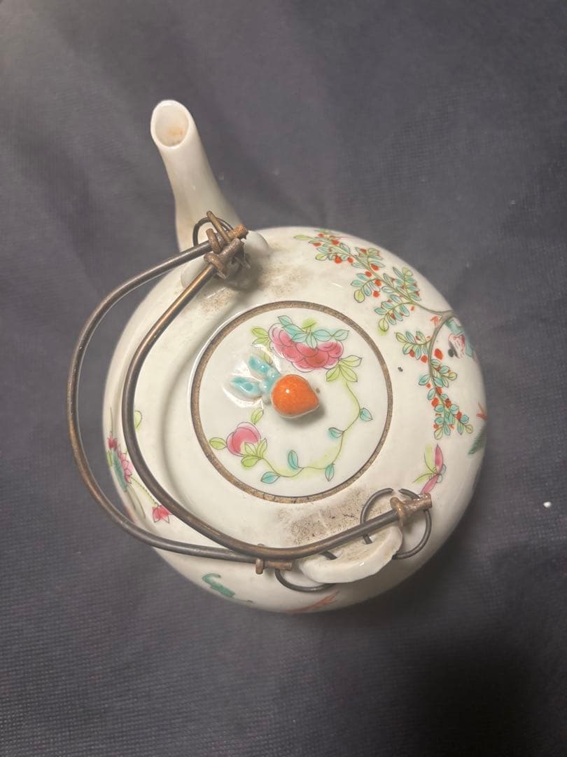 中国古美術品　粉彩人物急須　「同治年製」 手絵茶壺　18cm