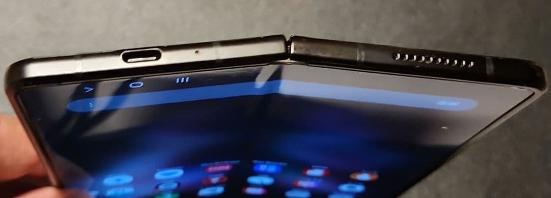 Galaxy Z Fold 3 5G 国内版 au(SCG11)