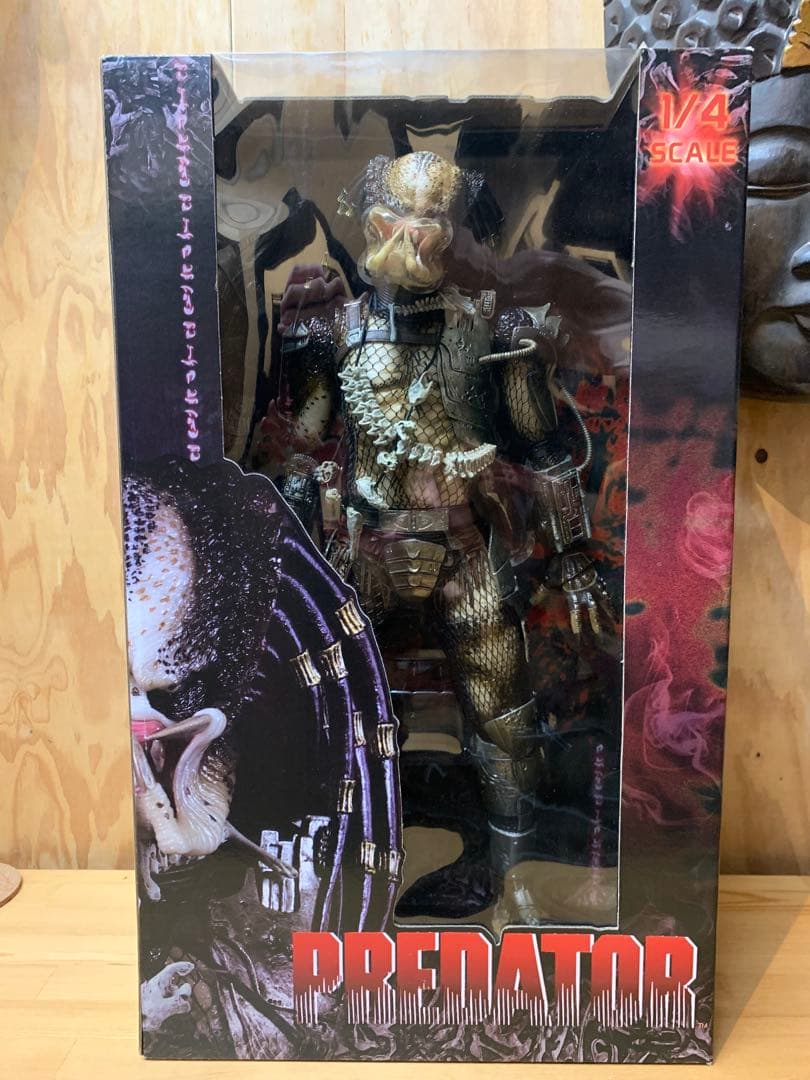 NECA プレデター PREDATOR 1/4スケール フィギュア 【未開封】