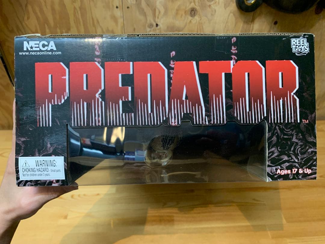 NECA プレデター PREDATOR 1/4スケール フィギュア 【未開封】