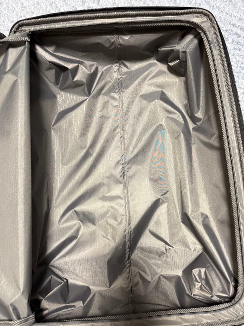 スーツケース　アメリカンツーリスタ