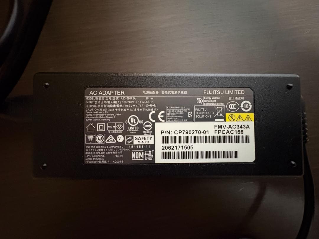 【美品】富士通 LIFEBOOK AH43/E1 / Ryzen 3