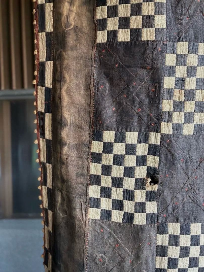 545 アフリカヴィンテージ クバ王国 プショング族 マフェル 王族衣装 市松