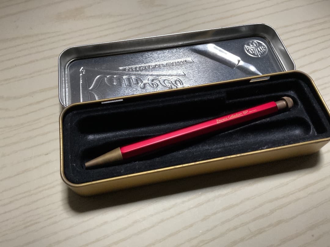 カヴェコスペシャル　レッド　ボールペン