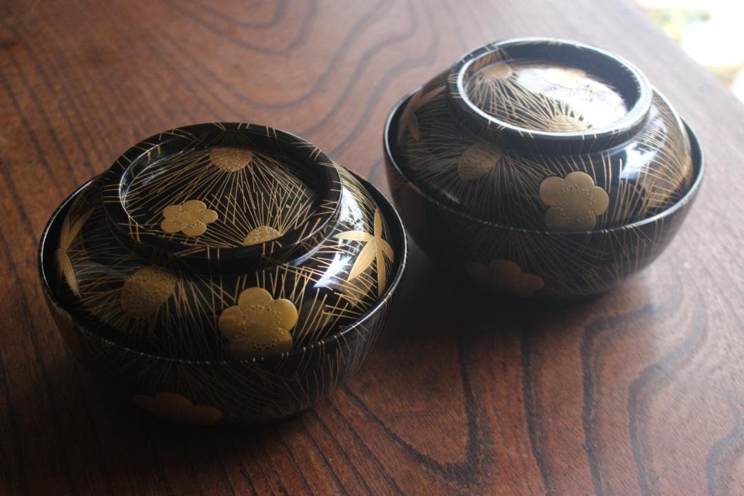 時代逸品！時代黒漆に極上松竹梅蒔絵の映える煮物椀2点（検輪島塗雑煮椀蒔絵椀