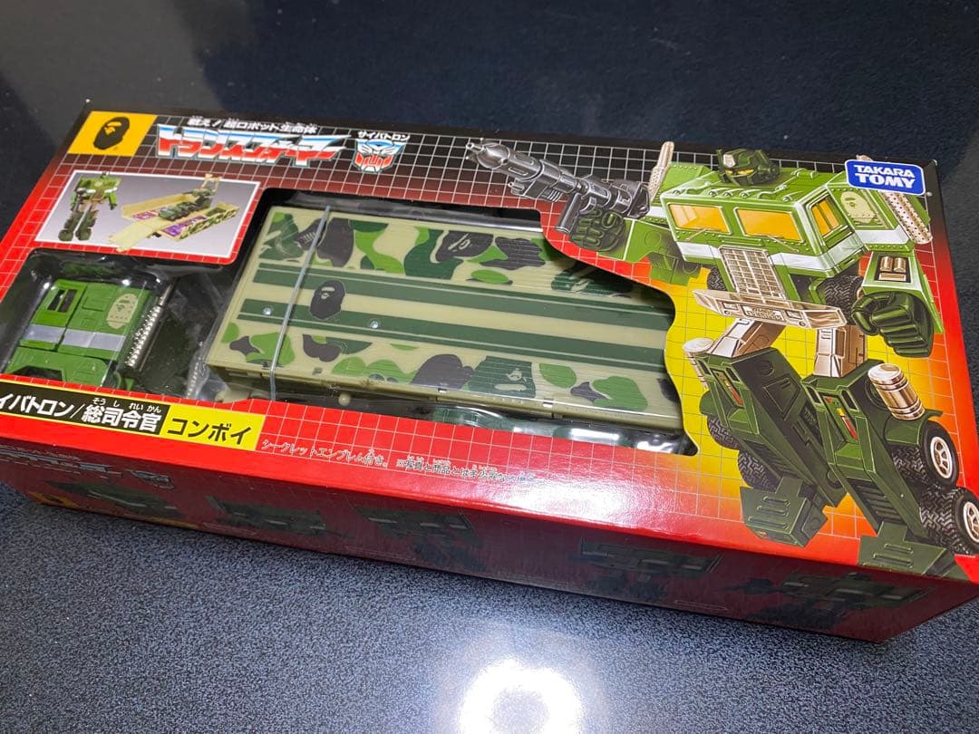 TRANSFORMERS × BAPE CONVOY GREEN CAMO