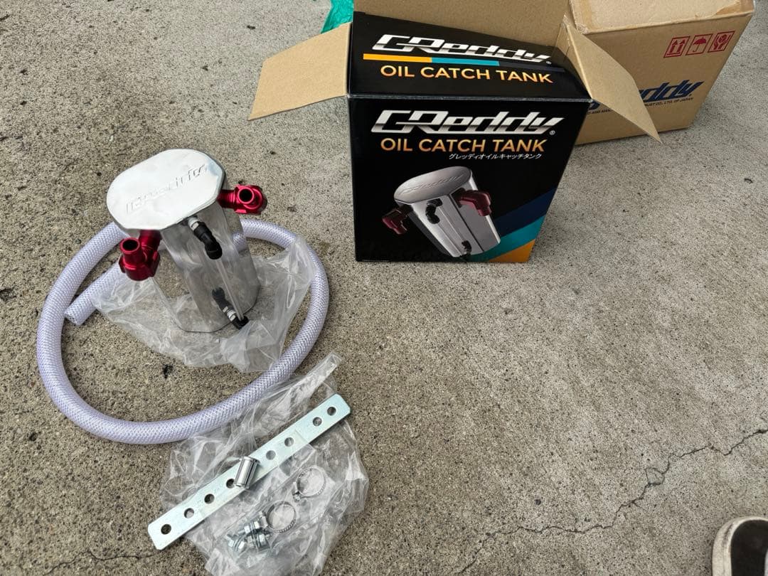 Greedyオイルキャッチタンク1000　GR86/BRZ