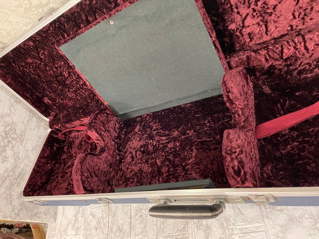 三味線 和楽器 弦楽器 紅木　紫檀　天然素材　ハードケース付き