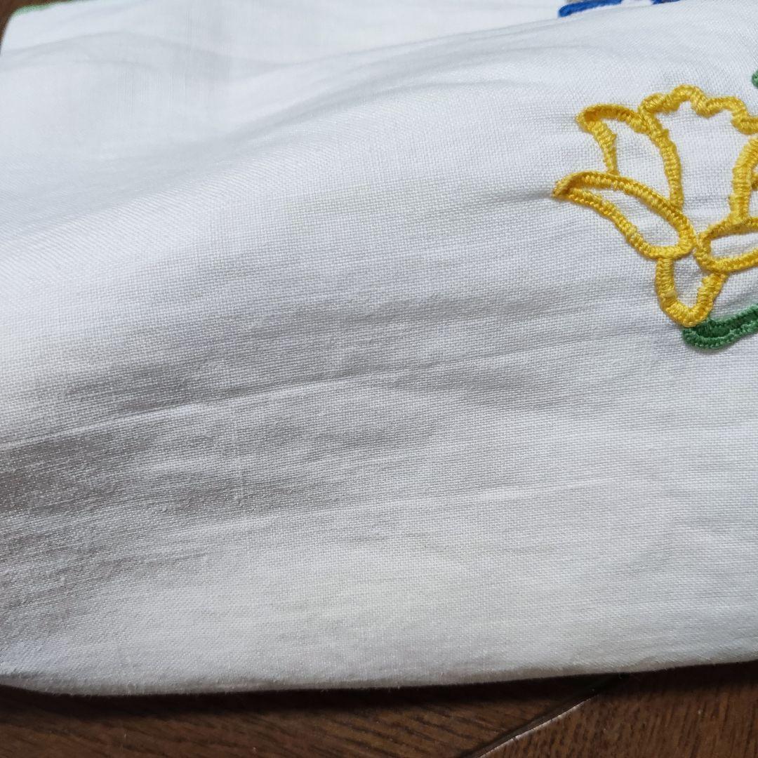 イギリス　テーブルクロス　クロス　目隠しクロス　刺繍