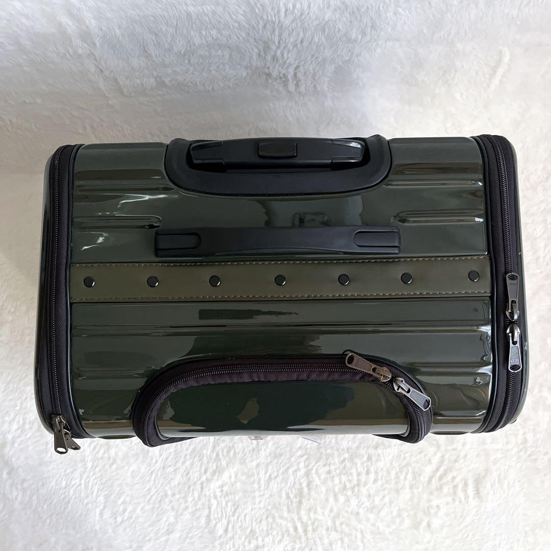 美品 ペットパラダイス ペット用ハードキャリーバッグ 4輪キャスター付き 小型犬