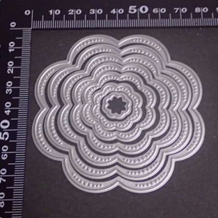 31-2【お花のようなダイ７個セット】カッテイングダイ