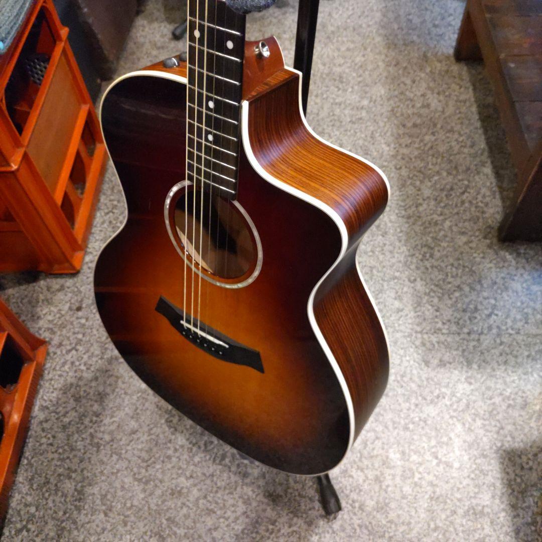 Taylor 214ce エレアコ (管理キテ)
