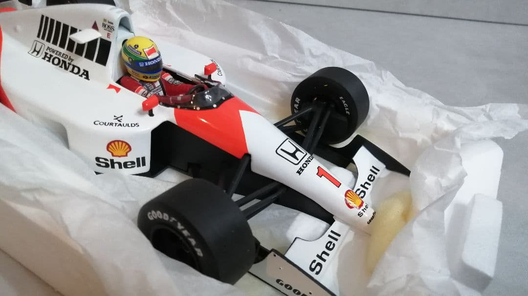 MINICHAMPS アイルトンセナ マクラーレン ホンダMP4/6 1991