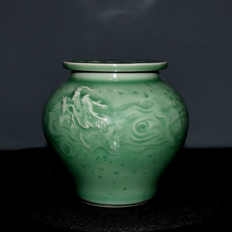 龍泉青磁  雲竜  貯蔵タンク  陶磁器 装飾品 現代工芸品 美術品 置物