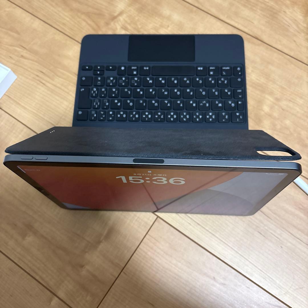 み*ー様 iPadAir第5世代64GB WiFiモデル　３点セット