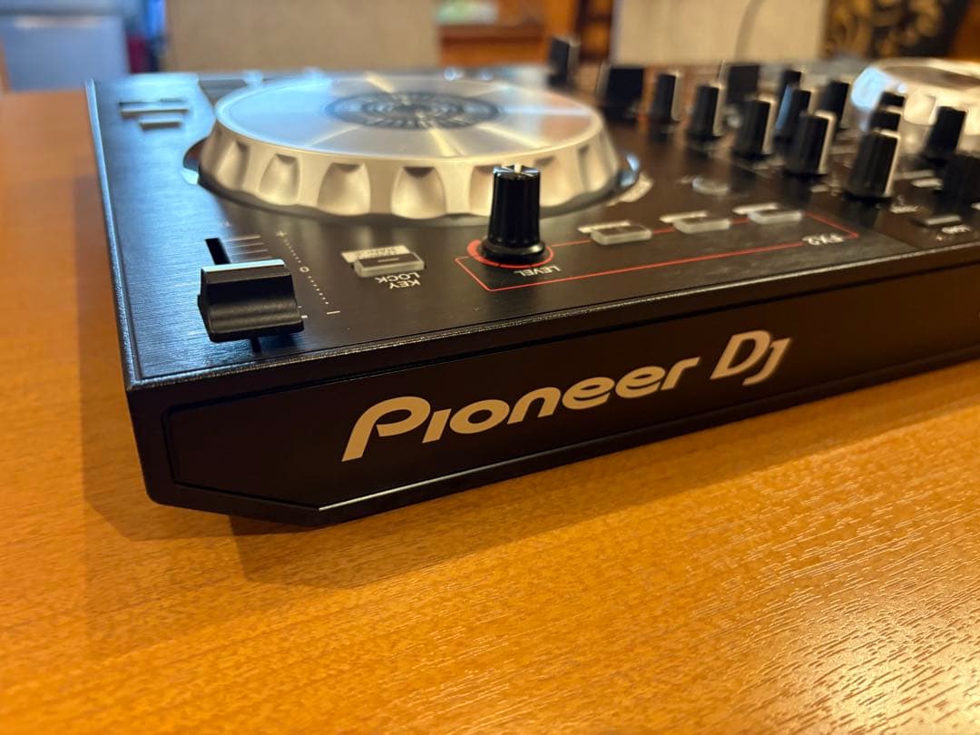 Pioneer DJ DDJ-SB3 本体