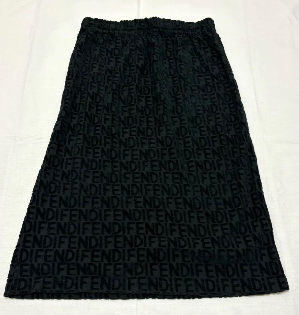⚫︎美品⚫︎FENDI フェンディ ロゴ柄　スカート ベロア ストレッチ