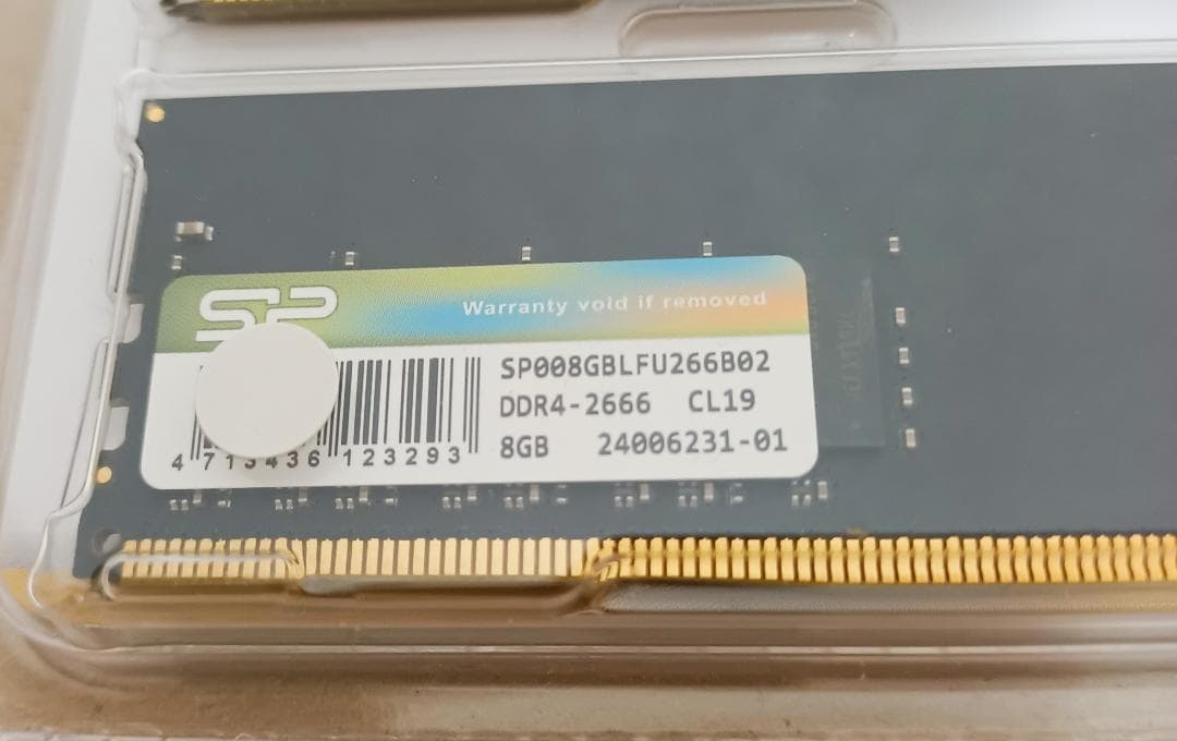 動作品SP DDR4 2666MHz 8×2　16GB メモリ