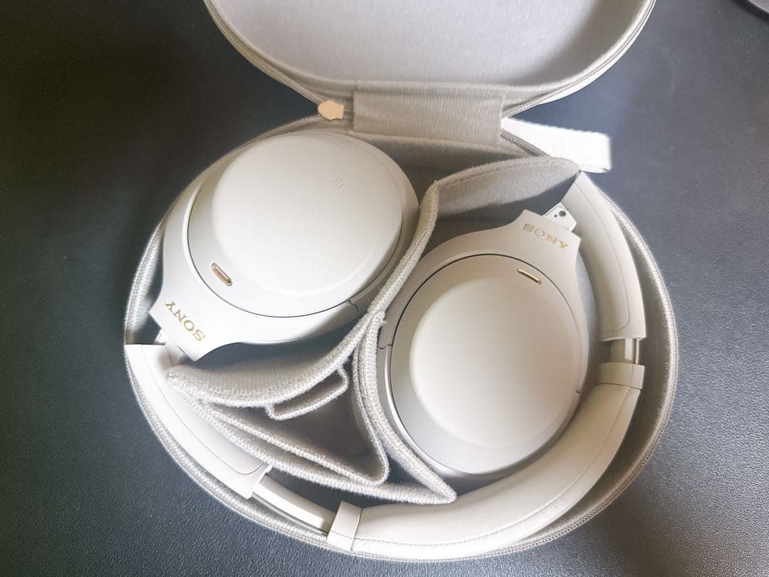 SONY WH-1000XM4 ワイヤレスノイズキャンセリングヘッドホン