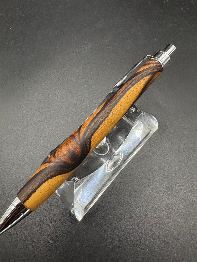 493デザートアイアンウッド　杢あり　木軸シャーペン　ボールペン