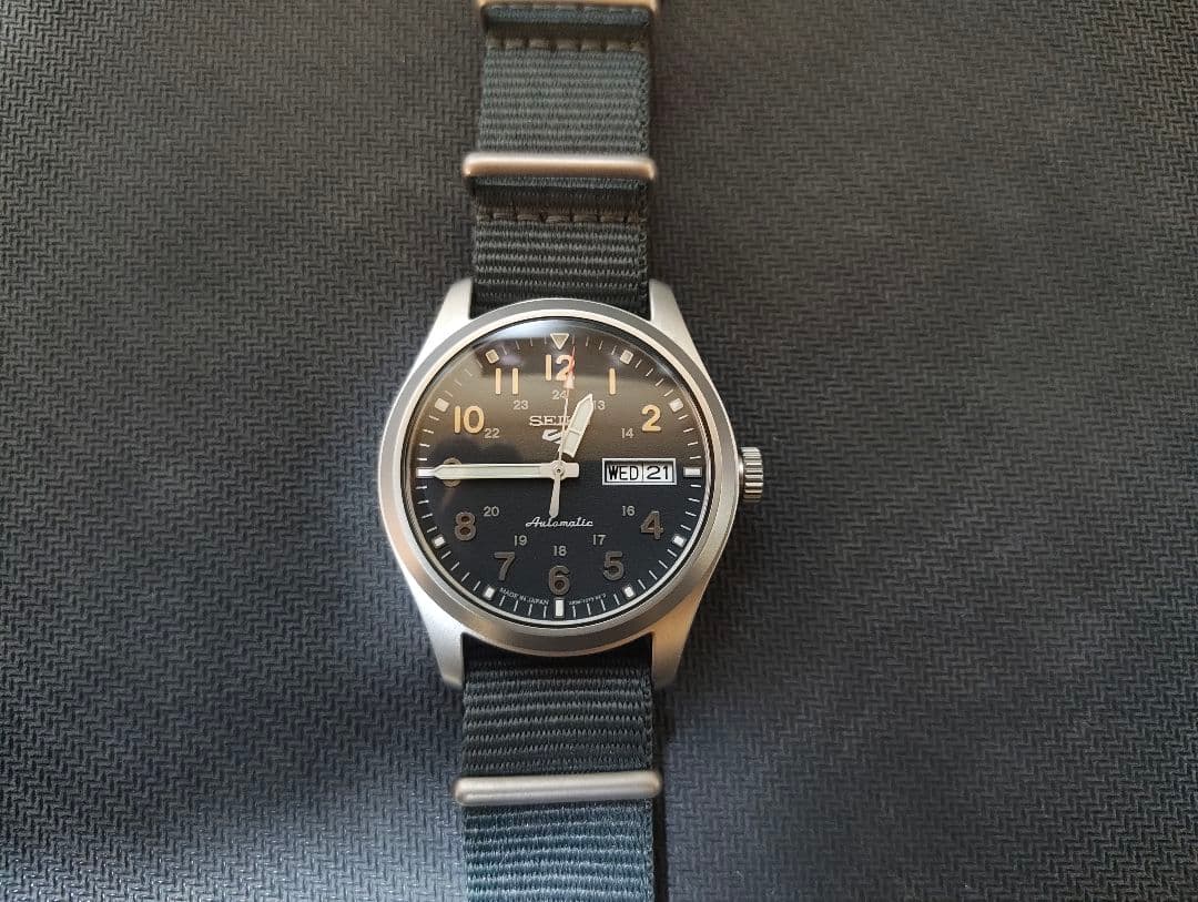 SEIKO5スポーツ SBSA115 自動巻き時計 おまけ付ブルーグレーダイヤル