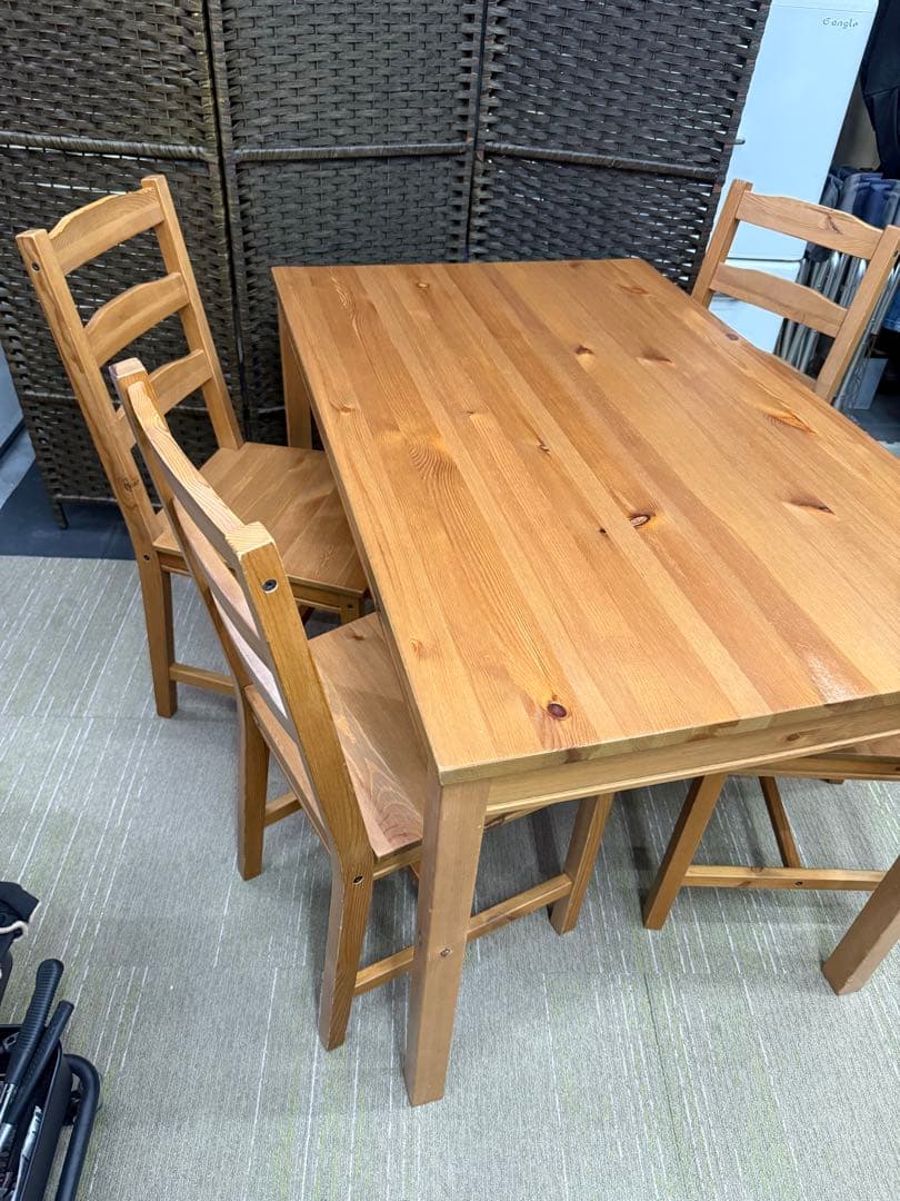 【洗浄消毒作業済】IKEA JOKKMOKK ヨックモック　テーブル＆チェア4脚