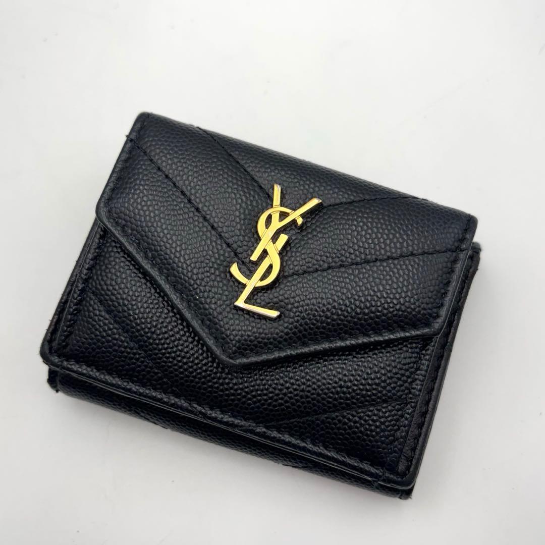 サンローラン　二つ折り　YSLロゴ　キルティング　レザー　ブラック