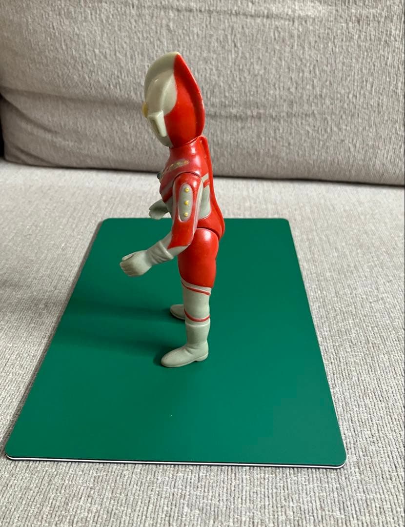 昭和レトロ　ウルトラマンゾフィー　人形