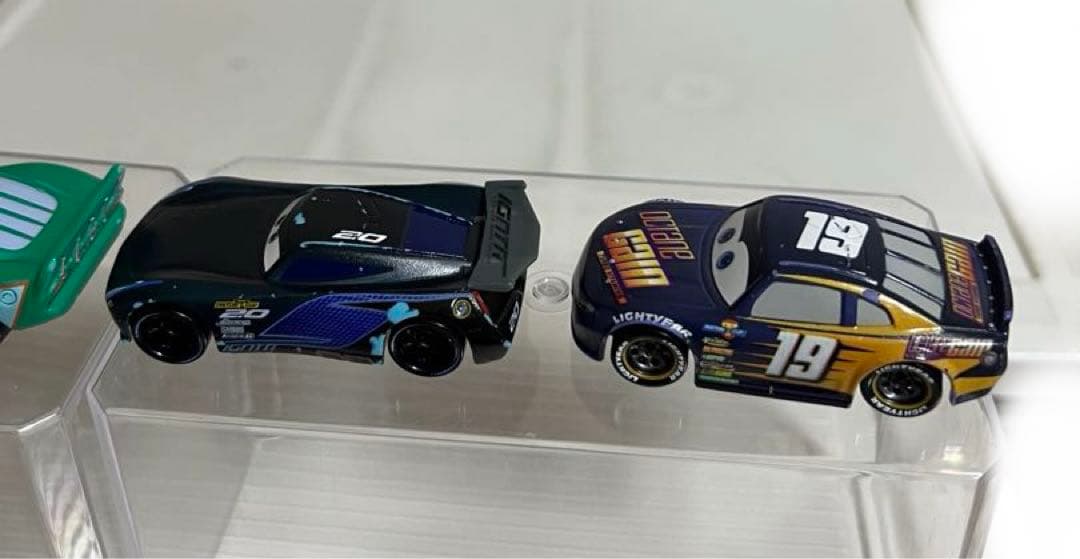 カーズ、マテル、ミニカー（マックイン、メーター）カラーチェンジ