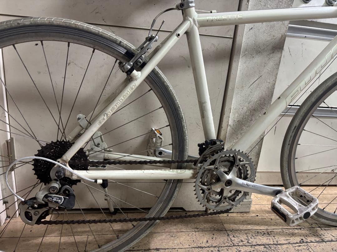 FUJI PALETTE フジのクロスバイク ホワイト