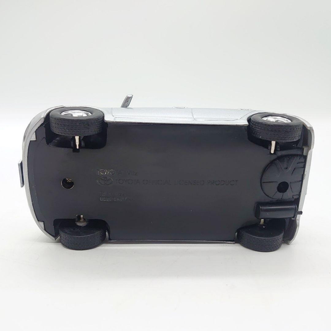 TOYOTA Vitz カラーサンプル ミニカー フィギュア