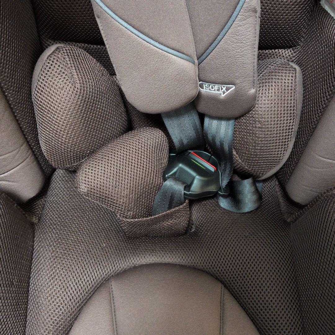 美品Aprica フォームフィットISOFIXセーフティープラス AB ブラウン