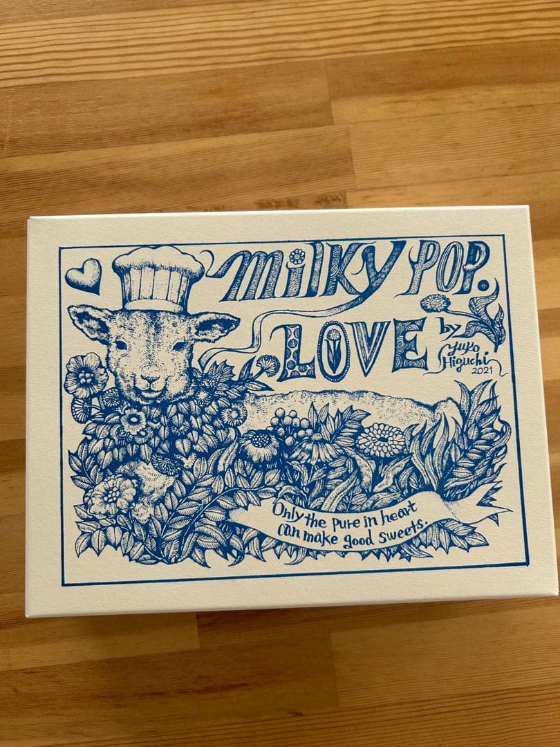 ヒグチユウコ　アーティスト色鉛筆45色赤、青、緑系3セット　ミルキーポップ空箱