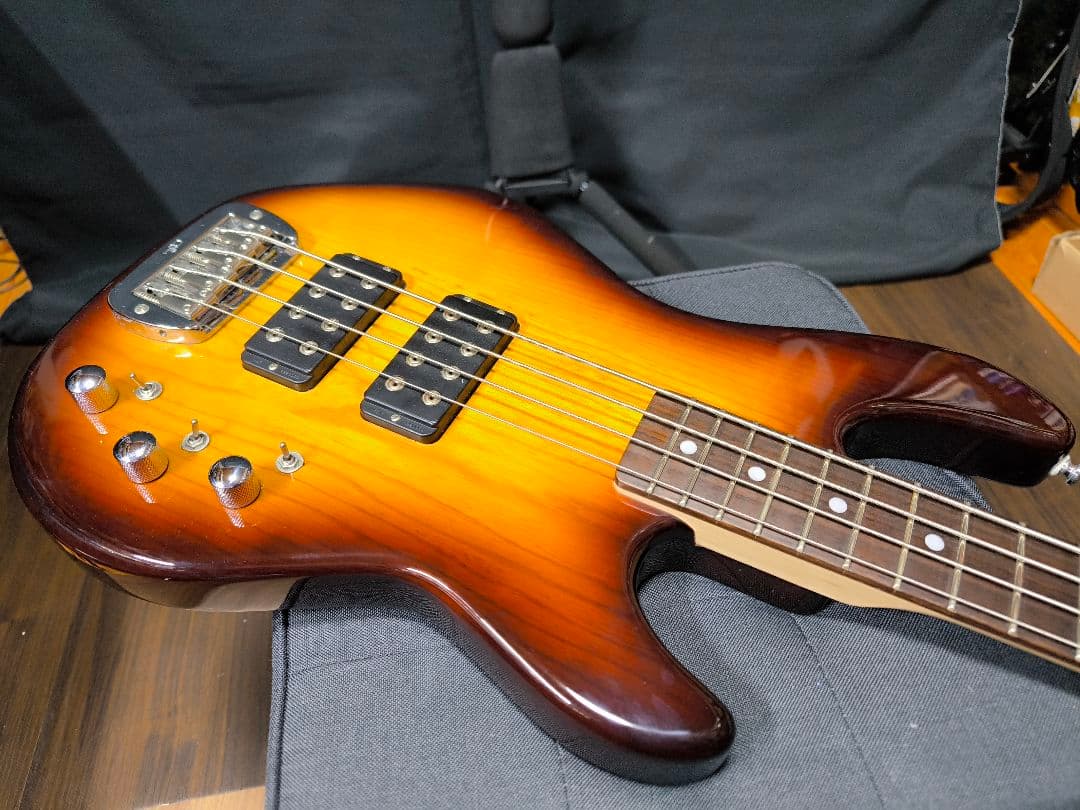 G&L L-2000 tribute エレキベース Bass