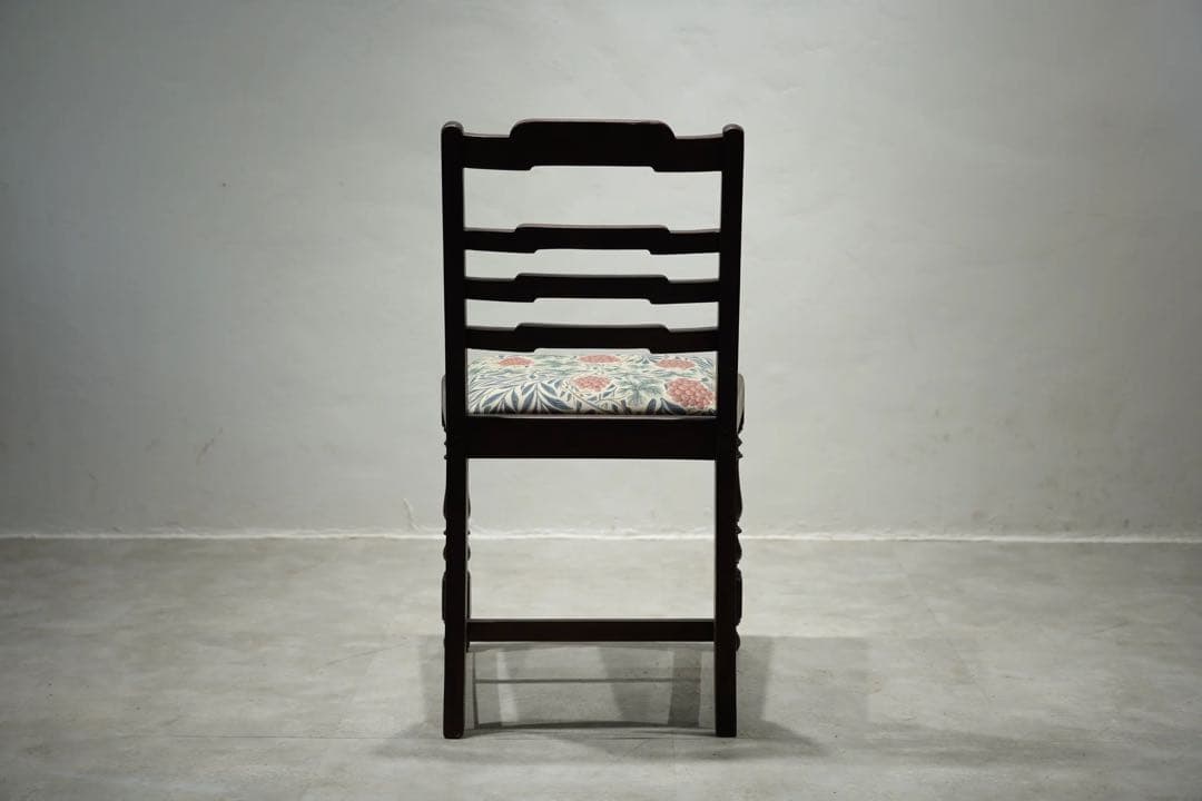 英国アンティーク　ウィリアムモリス　オーク材1900年頃　良品　チェア　椅子