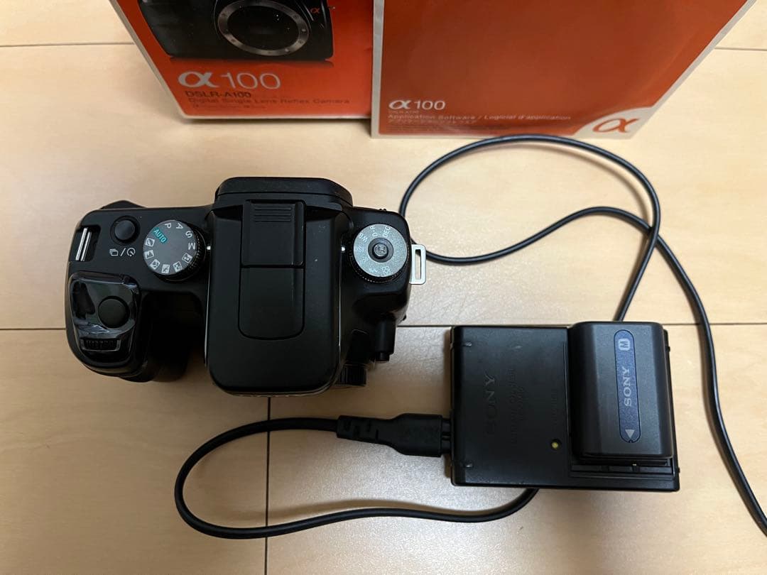 SONY α100 DSLR-A100 デジタル一眼レフカメラ