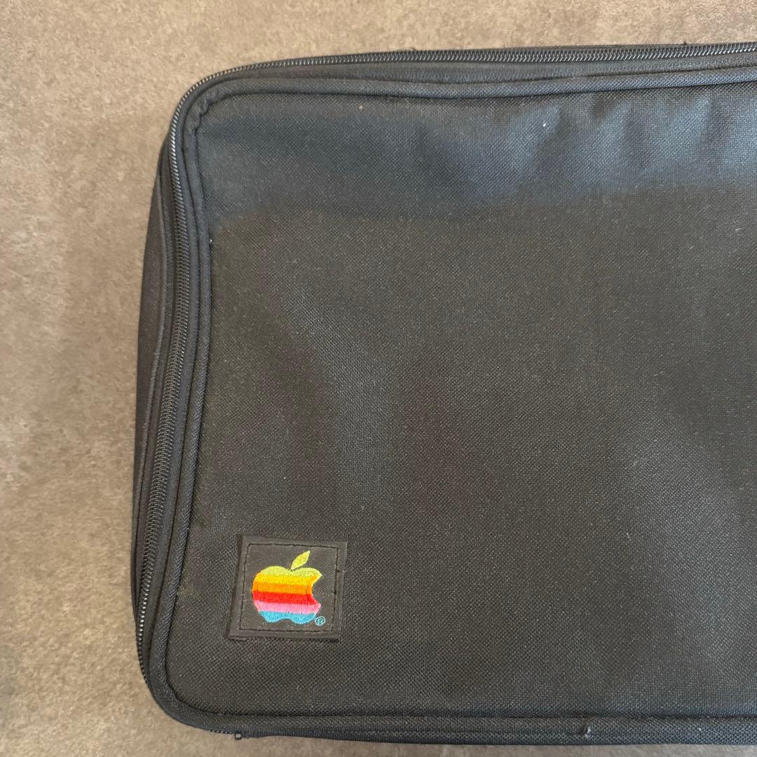 ※値下げ※【希少品】ノートパソコン用ケース　レインボーアップルロゴ