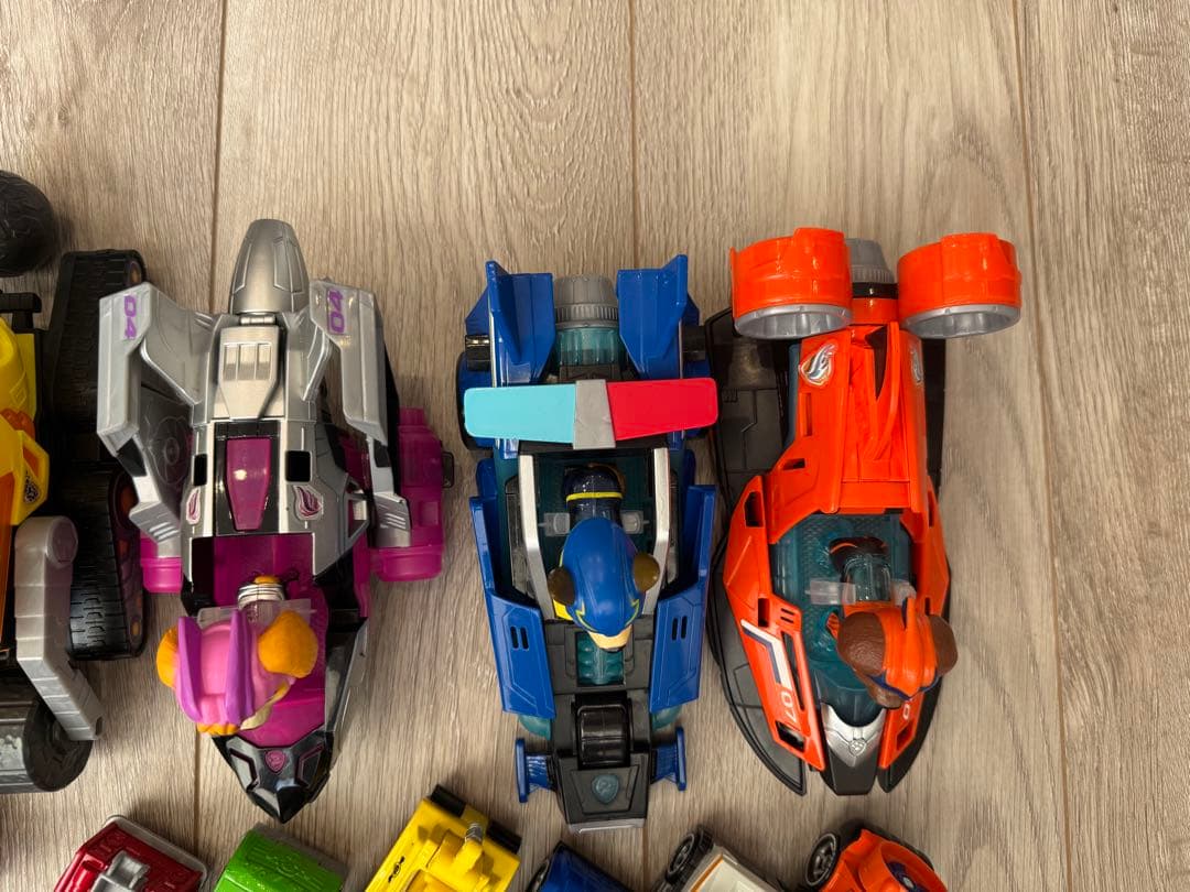 パウパトロールベーシックビーグルセット　フィギュア付き