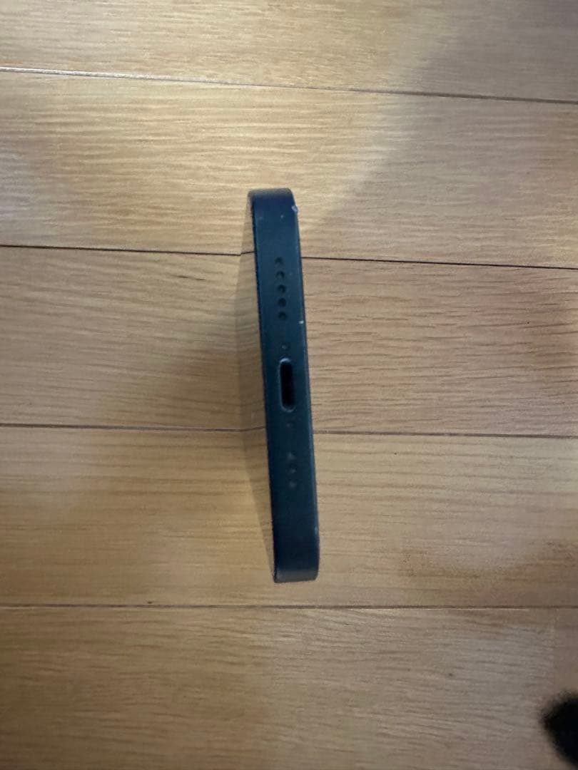 Apple iPhone 13 ブラック 本体