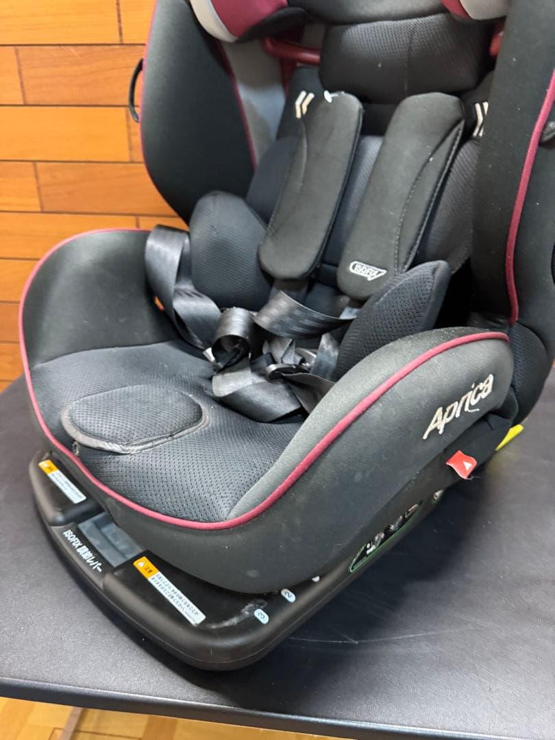 アップリカ フォームフィット チャイルドシート ISOFIX