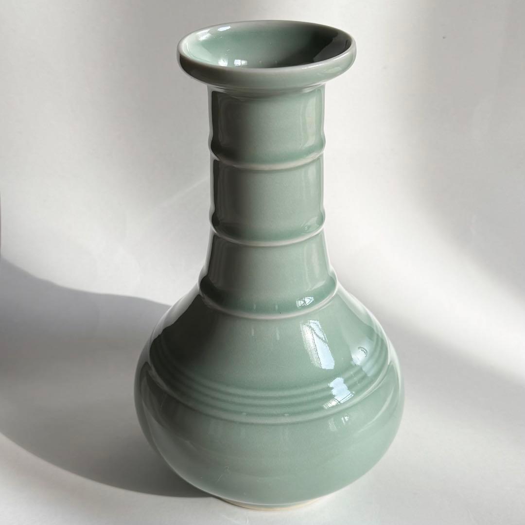 龍泉窯 青磁 花瓶 壺 龍泉中國 中国古美術