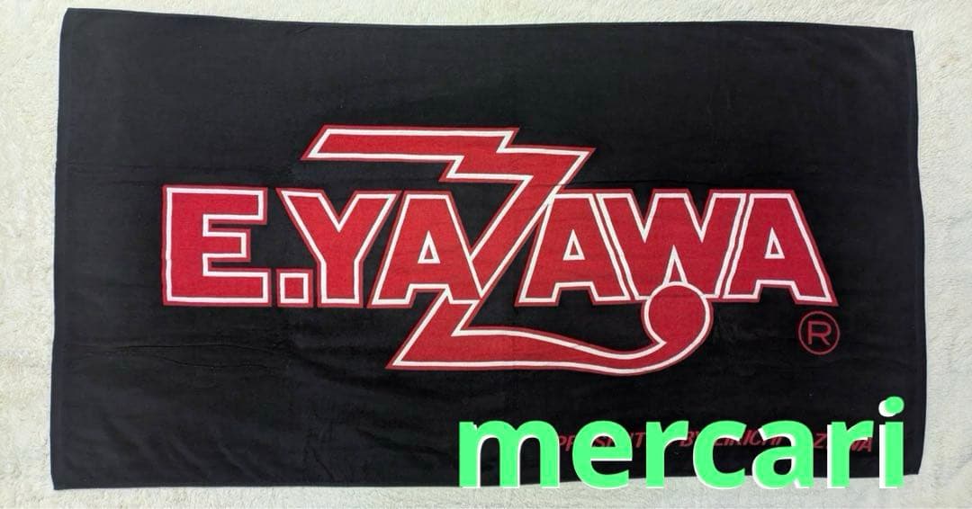 矢沢永吉SBTスペシャルビーチタオル　（ロゴ蓄光）ブラック/レッド