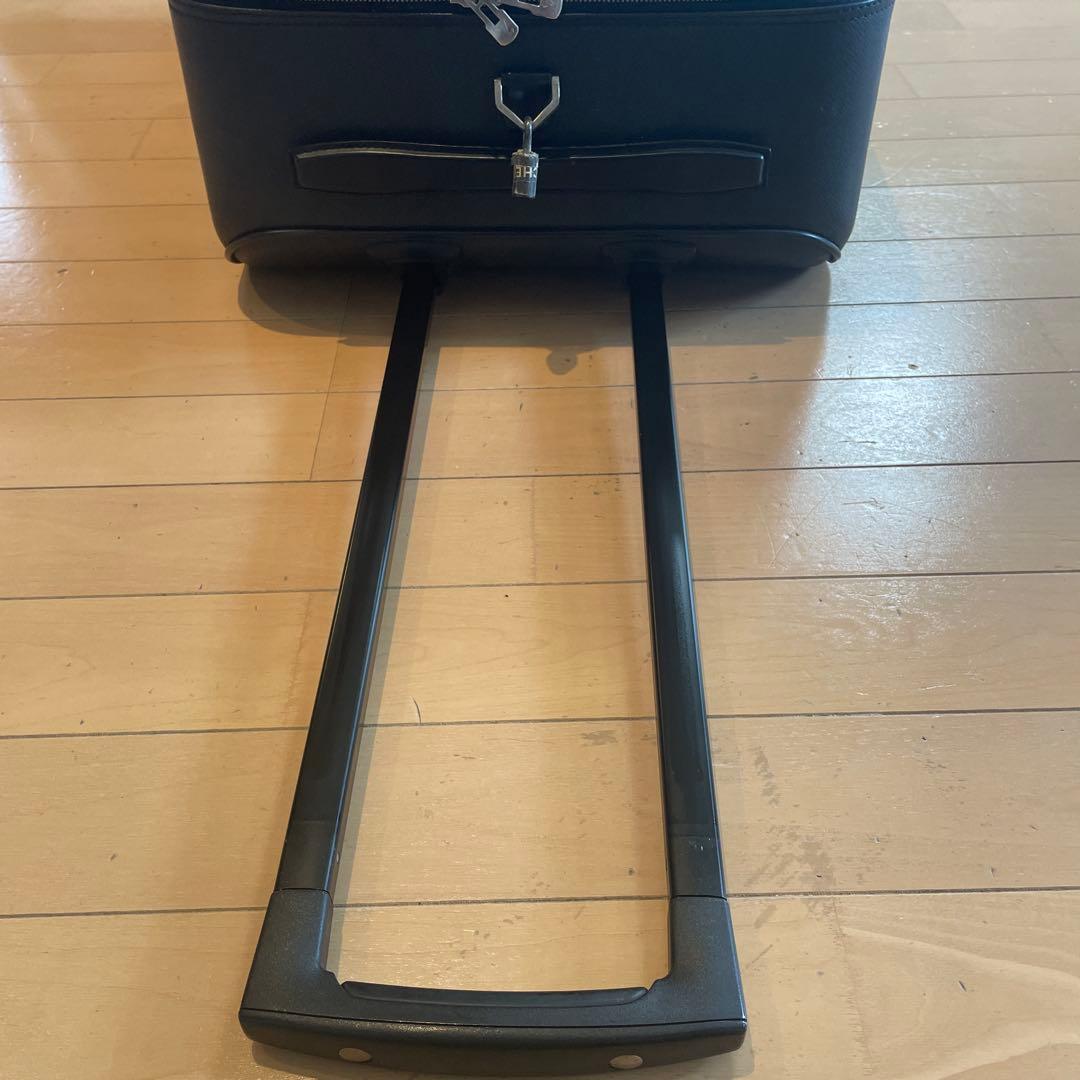 Louis Vuitton ブラックレザー キャリーケース