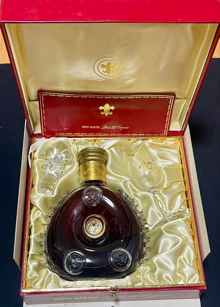 早い者勝ち❣️レミーマルタン ルイ13世 バカラ 未開封　　baccarat 古酒